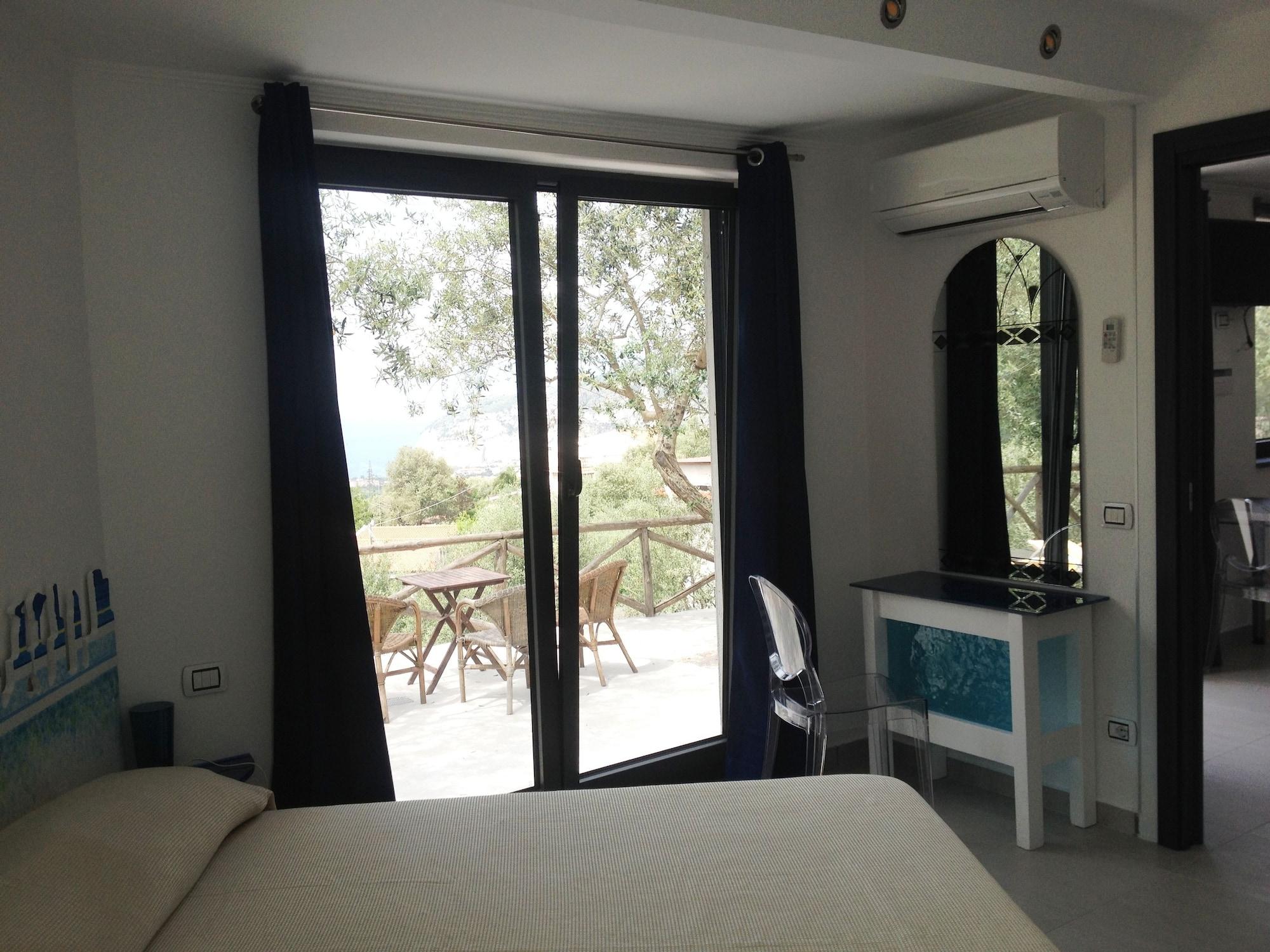 Casa Mazzola Bed & Breakfast Сант'Агнело Екстериор снимка