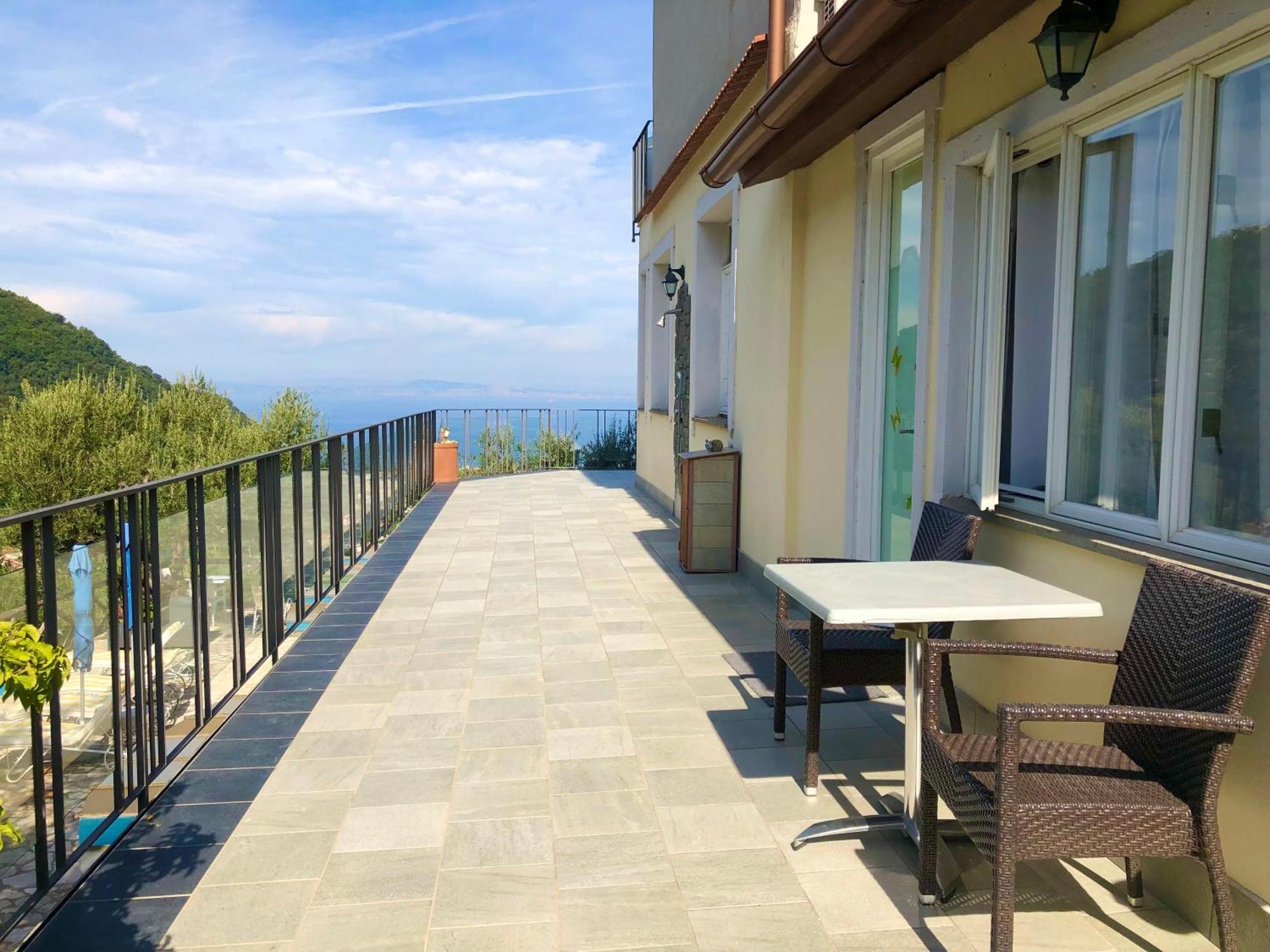 Casa Mazzola Bed & Breakfast Сант'Агнело Екстериор снимка