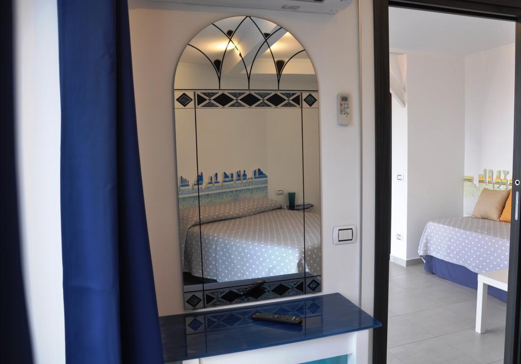Casa Mazzola Bed & Breakfast Сант'Агнело Екстериор снимка