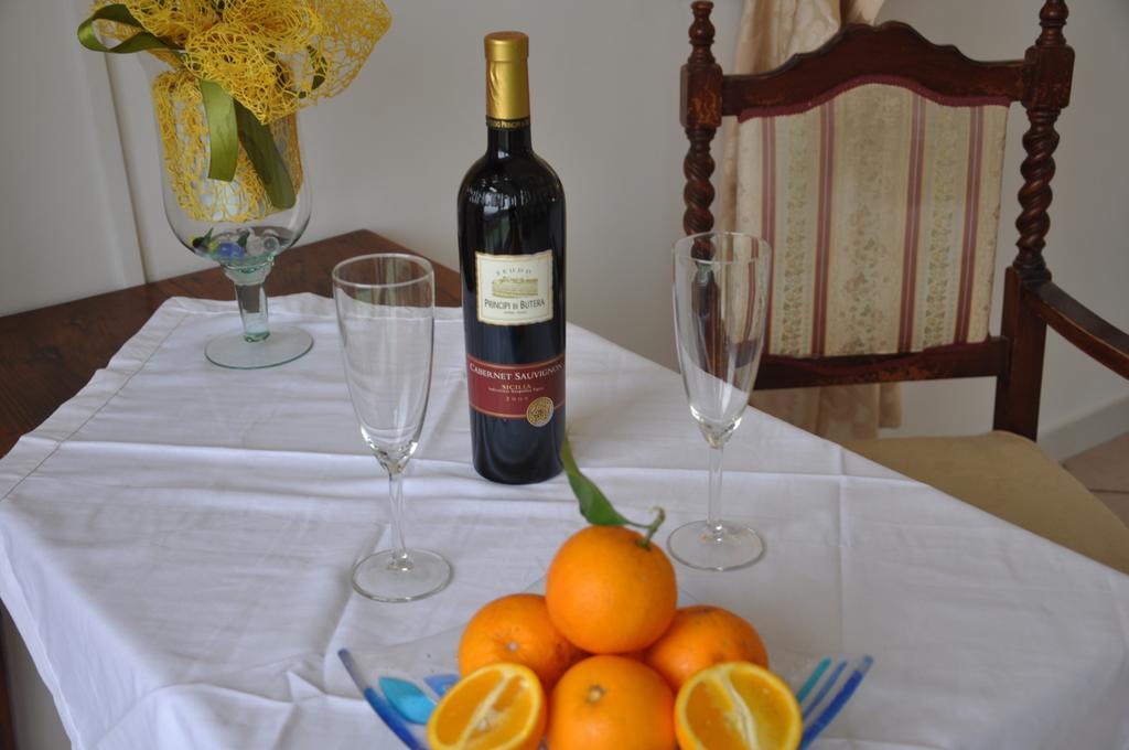 Casa Mazzola Bed & Breakfast Сант'Агнело Екстериор снимка
